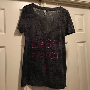 Younique lash addict v neck